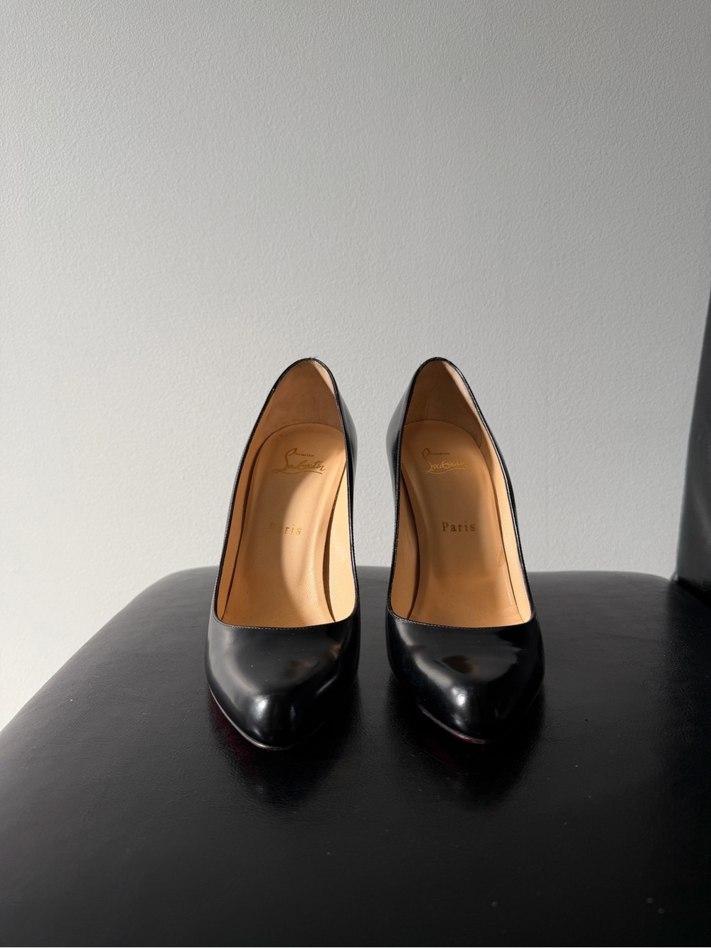 Christian Louboutin 38 Decolette Classic Black Patent Pumps